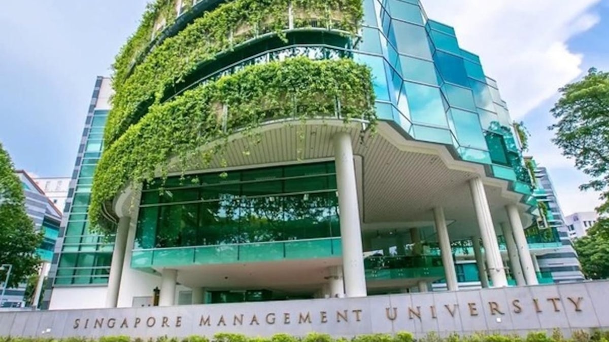 How to Build a Strong Profile for NUS, NTU and SMU Undergraduate Admissions
